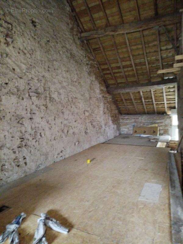 Appartement à CHAUX-LES-PORT