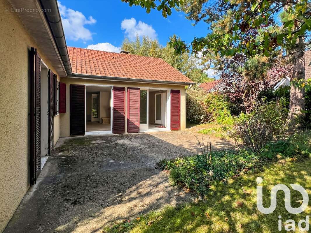 Photo 3 - Maison à LA QUEUE-EN-BRIE