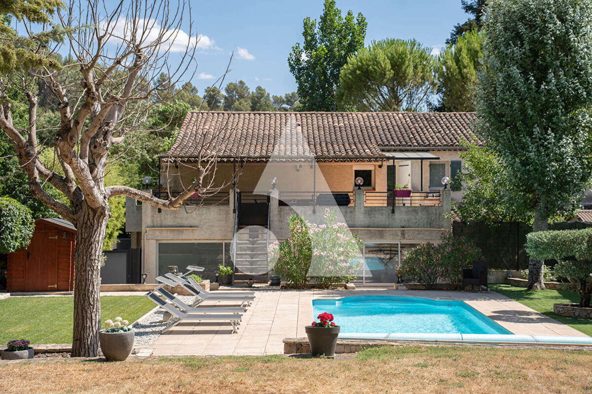 Maison à LE THOLONET