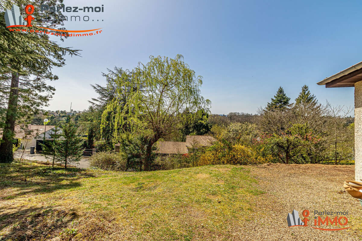 Maison à CHARBONNIERES-LES-BAINS