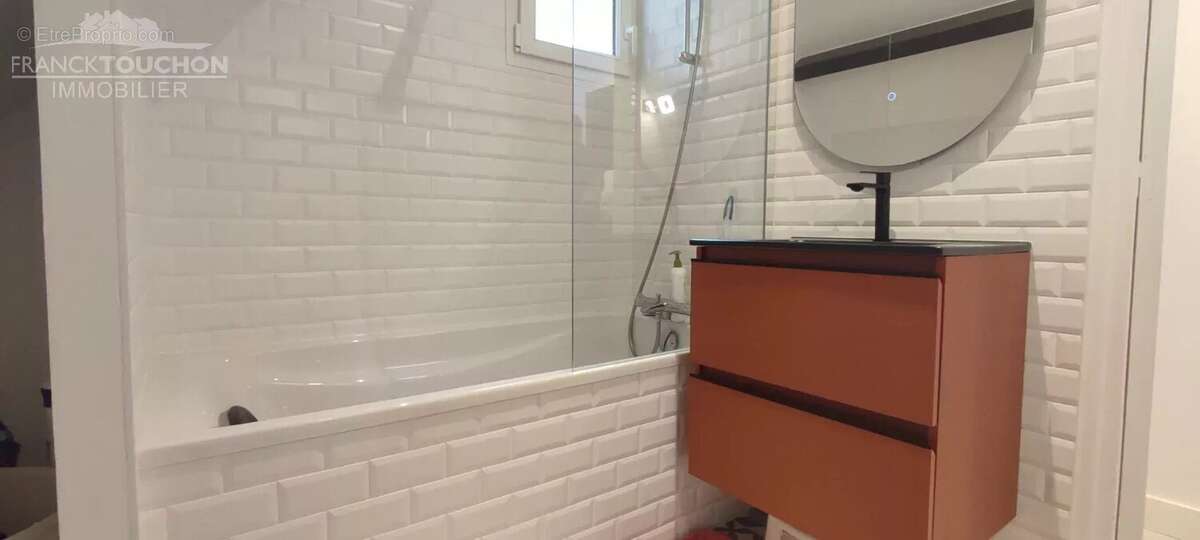 Maison à FERRIERES-EN-GATINAIS