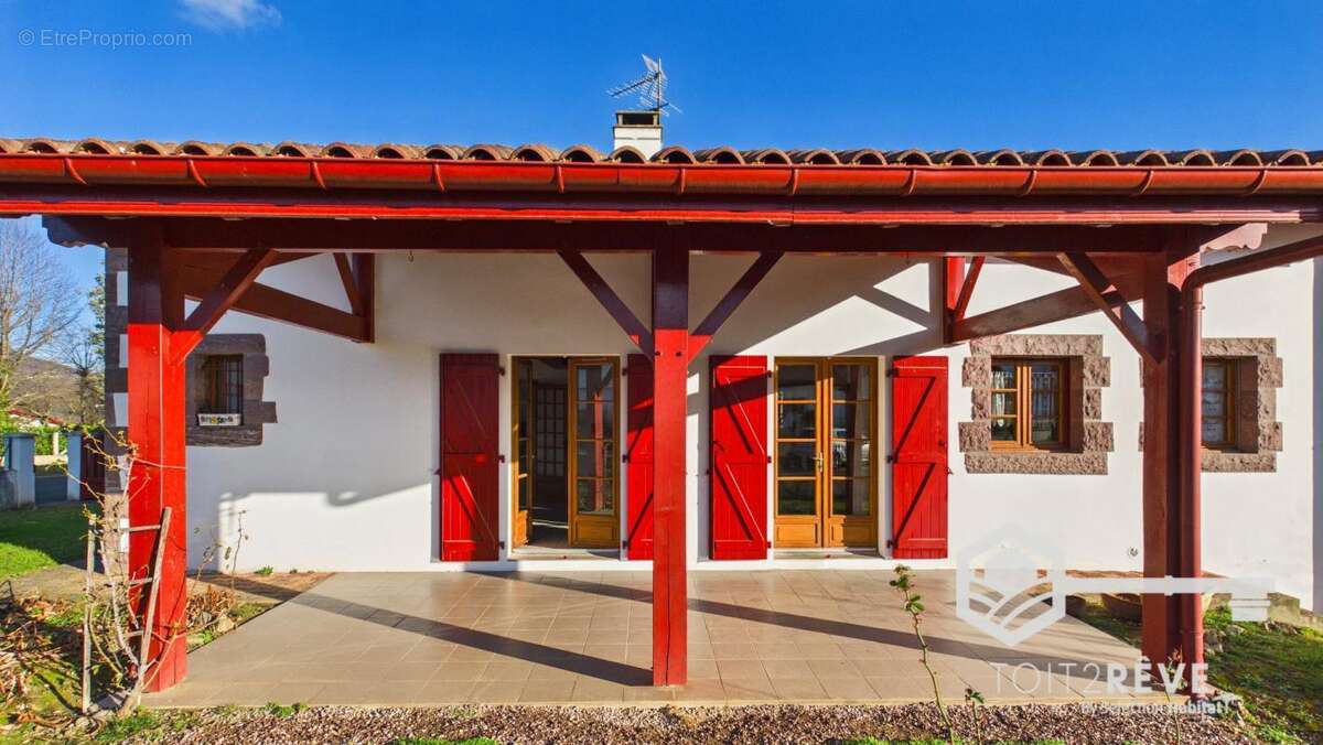 Maison à SAINT-JEAN-PIED-DE-PORT