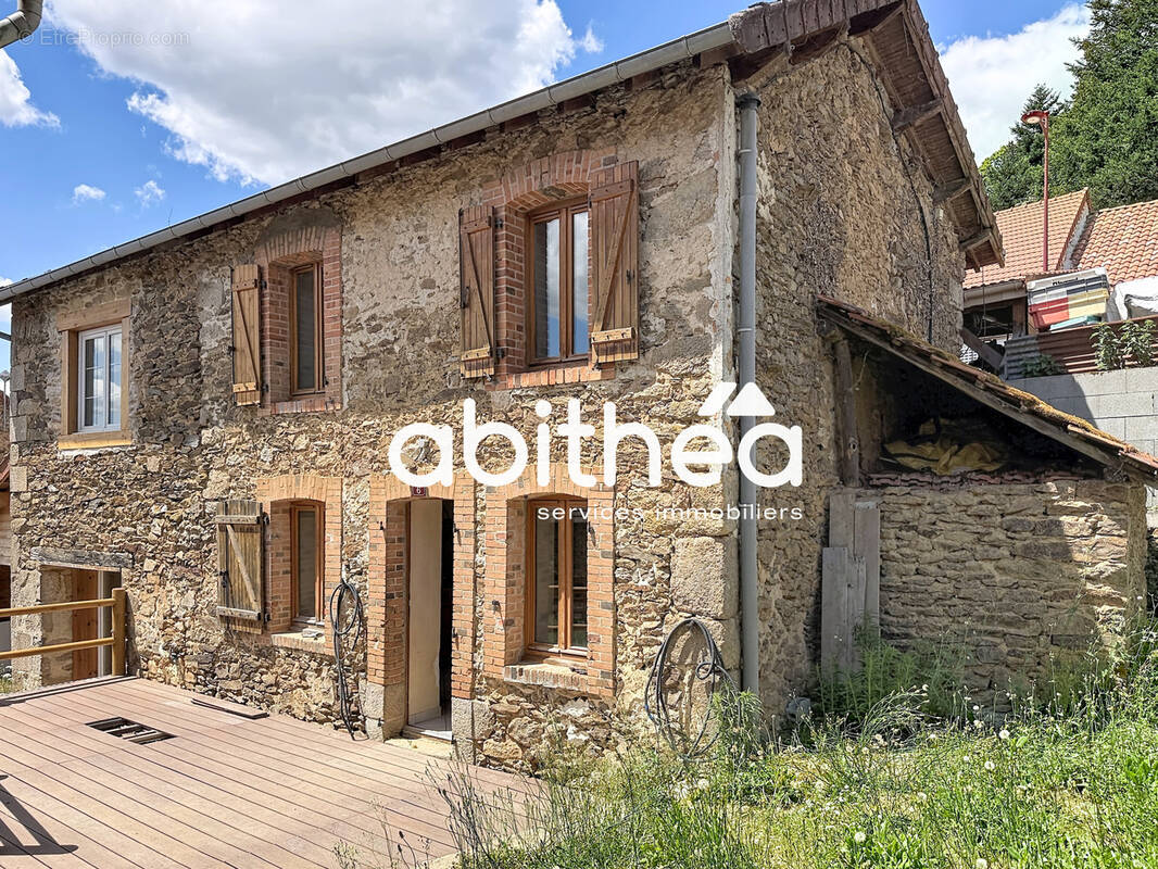 Maison à LES BILLANGES