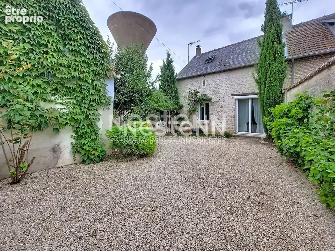 Maison en pierre Thignonville 3 pièces 89m² proche commodités en parfait état - photo 1