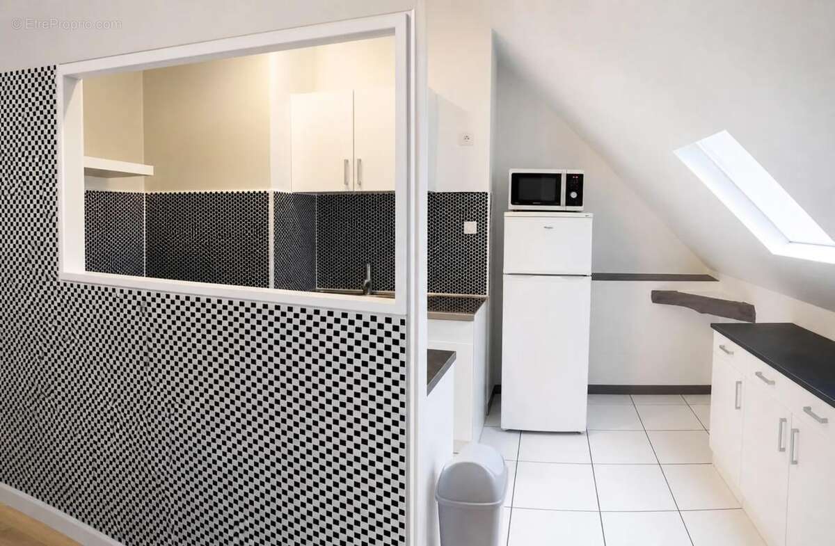 Immeuble de 14 pièces de 350 m² à Beaulieu-sur-Loire - photo 15
