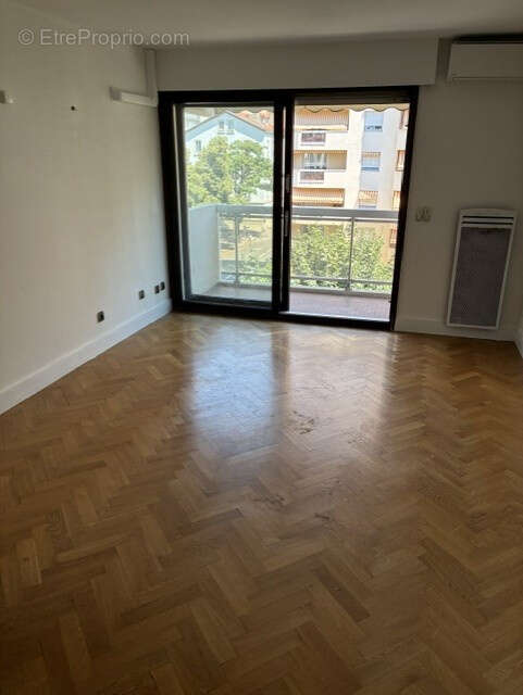 Appartement à LYON-6E
