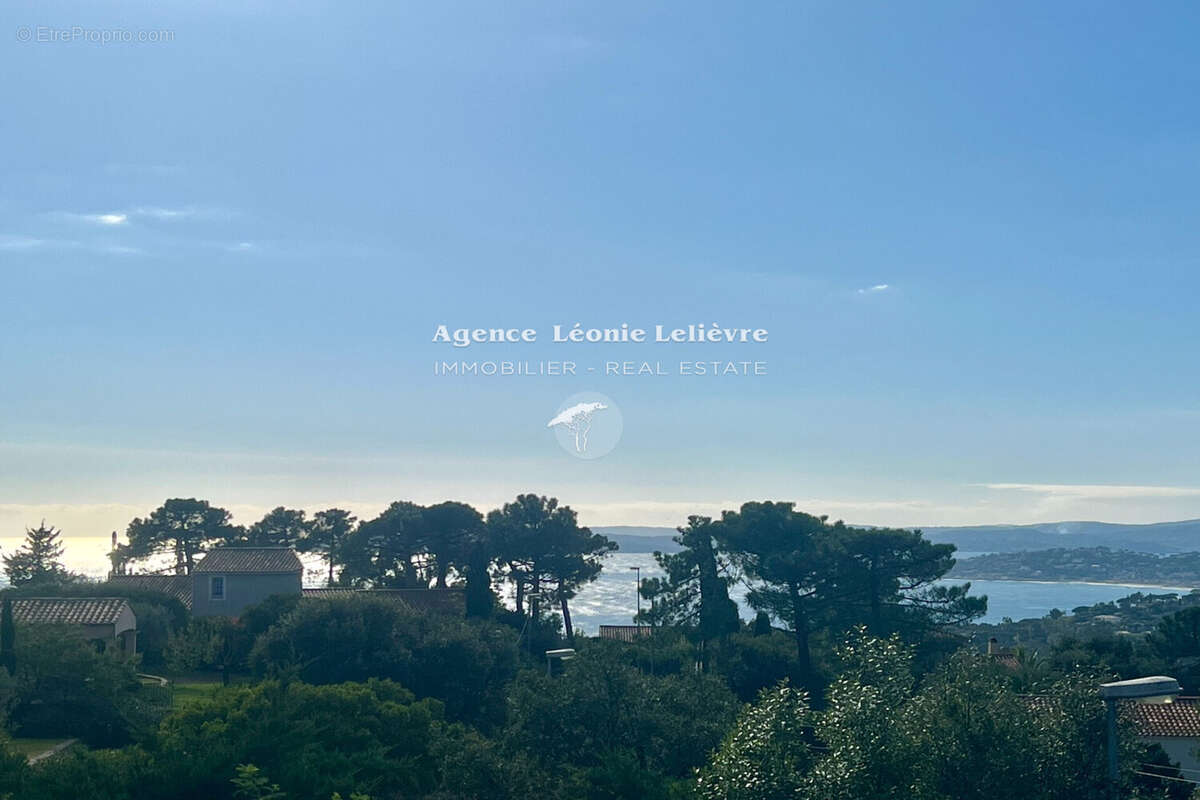 Maison à LES ISSAMBRES