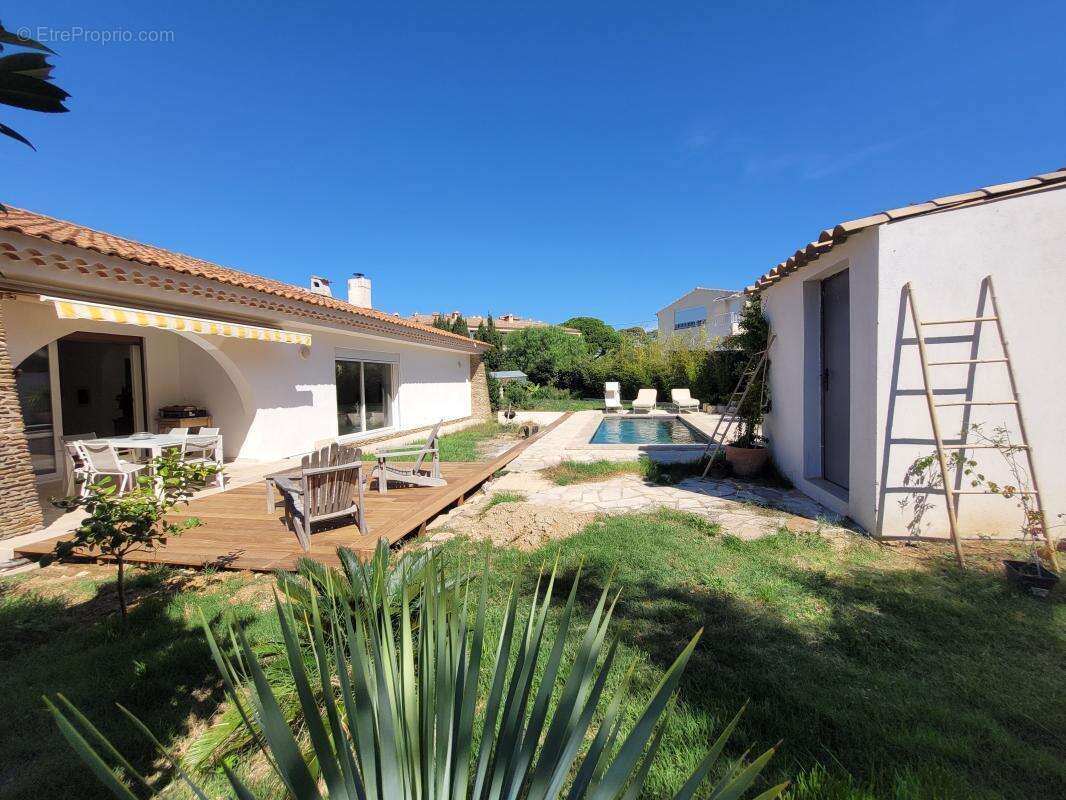 Maison à SIX-FOURS-LES-PLAGES