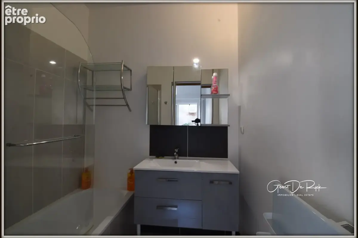 CARCASSONNE Centre ville. Maison de ville T4 71 m²- prête à vivre - Vendue meublée - 94000 € - photo 8
