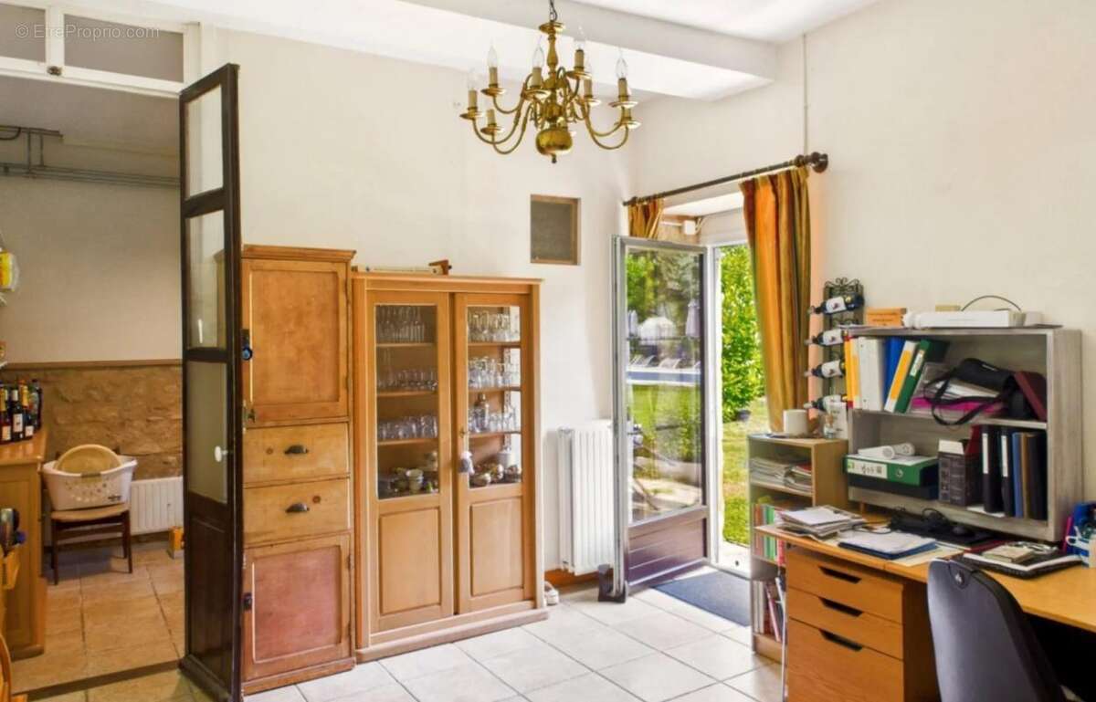 Maison à SAINT-MEDARD-D'EXCIDEUIL