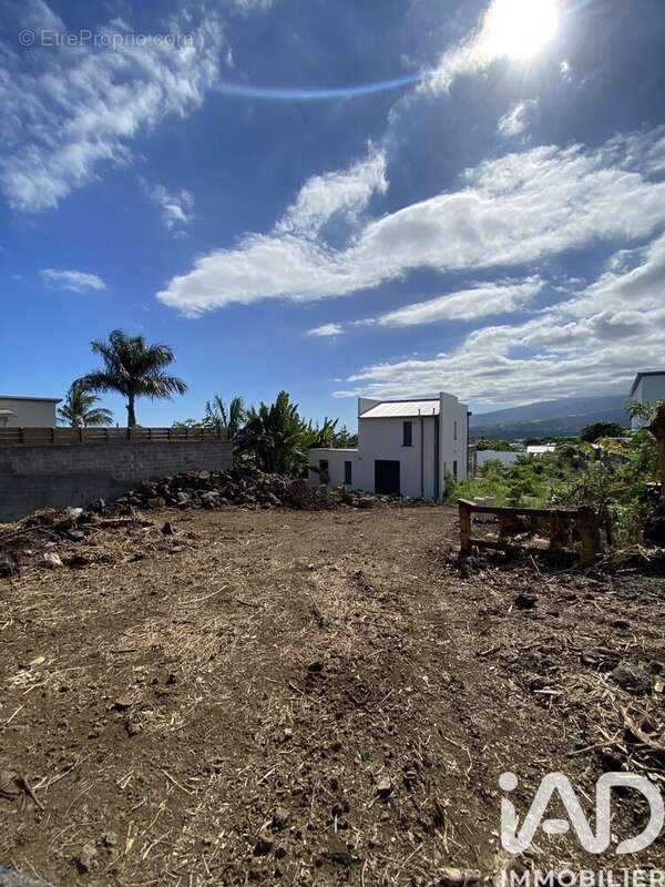 Photo 4 - Terrain à LE TAMPON