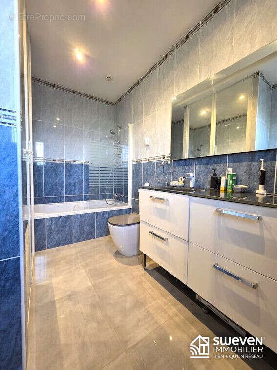 salle de bain suite parentale - Maison à SAINTE-MARIE