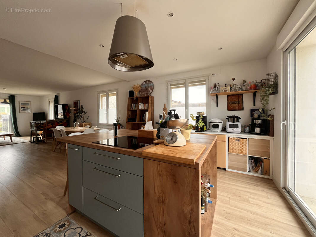 Maison à SAINT-XANDRE