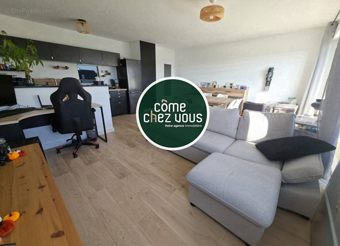 Appartement à LE RHEU