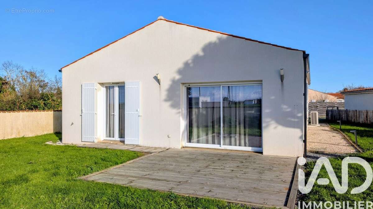 Photo 5 - Maison à PORT-DES-BARQUES