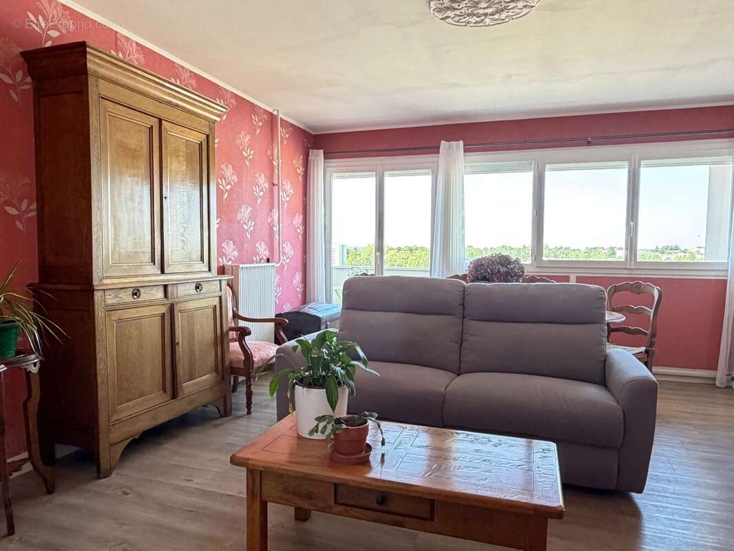 Appartement à BIHOREL
