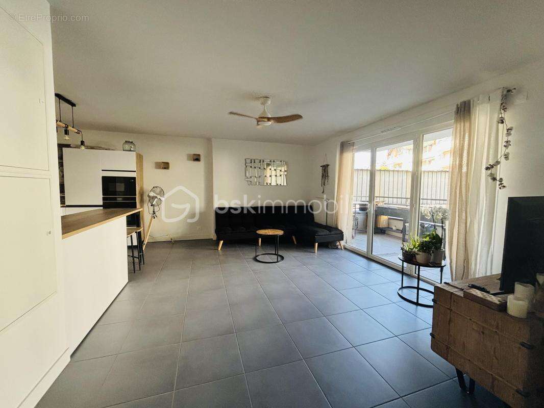 A deux pas de la Gare!!! Découvrez ce magnifique appartement T3 de 67,5m² - photo 4