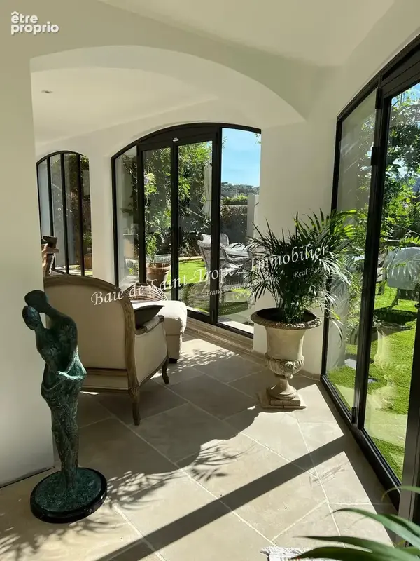 Magnifique appartement de 147m2  avec un jardin de 150m2 env à 2 pas de la place des Lices - photo 2