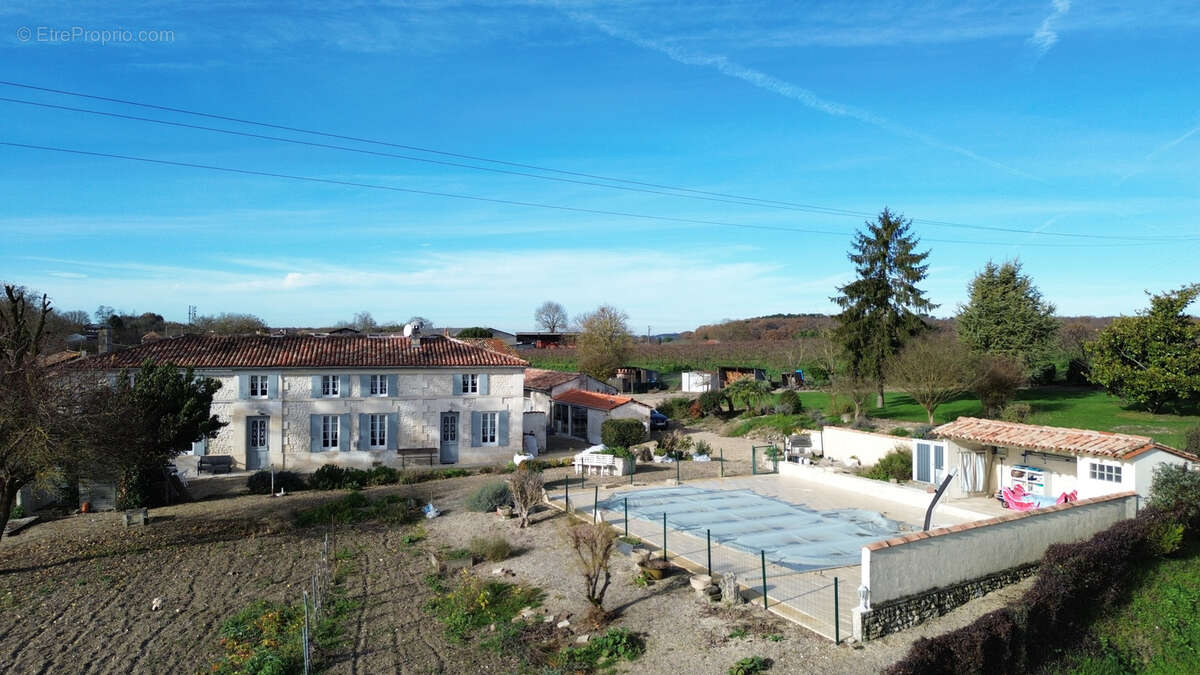 Maison à SAINT-EUGENE