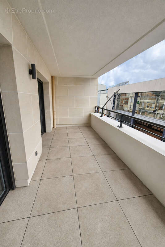 Appartement à LE PERREUX-SUR-MARNE