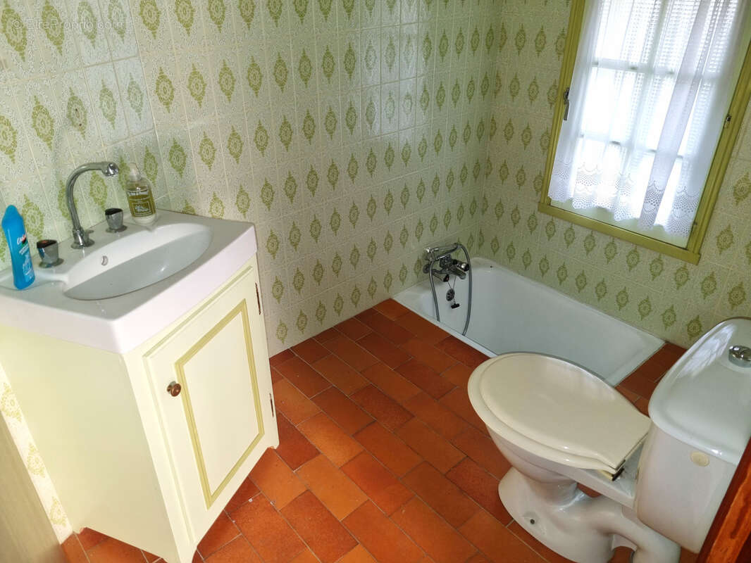 Maison à LAMALOU-LES-BAINS