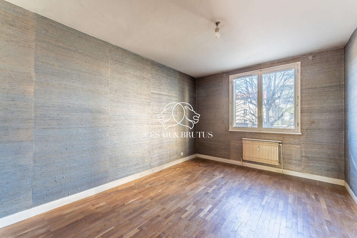 Appartement à OULLINS