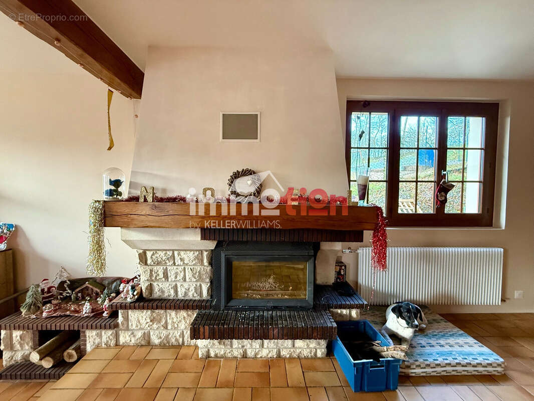 Maison à HUCHENNEVILLE