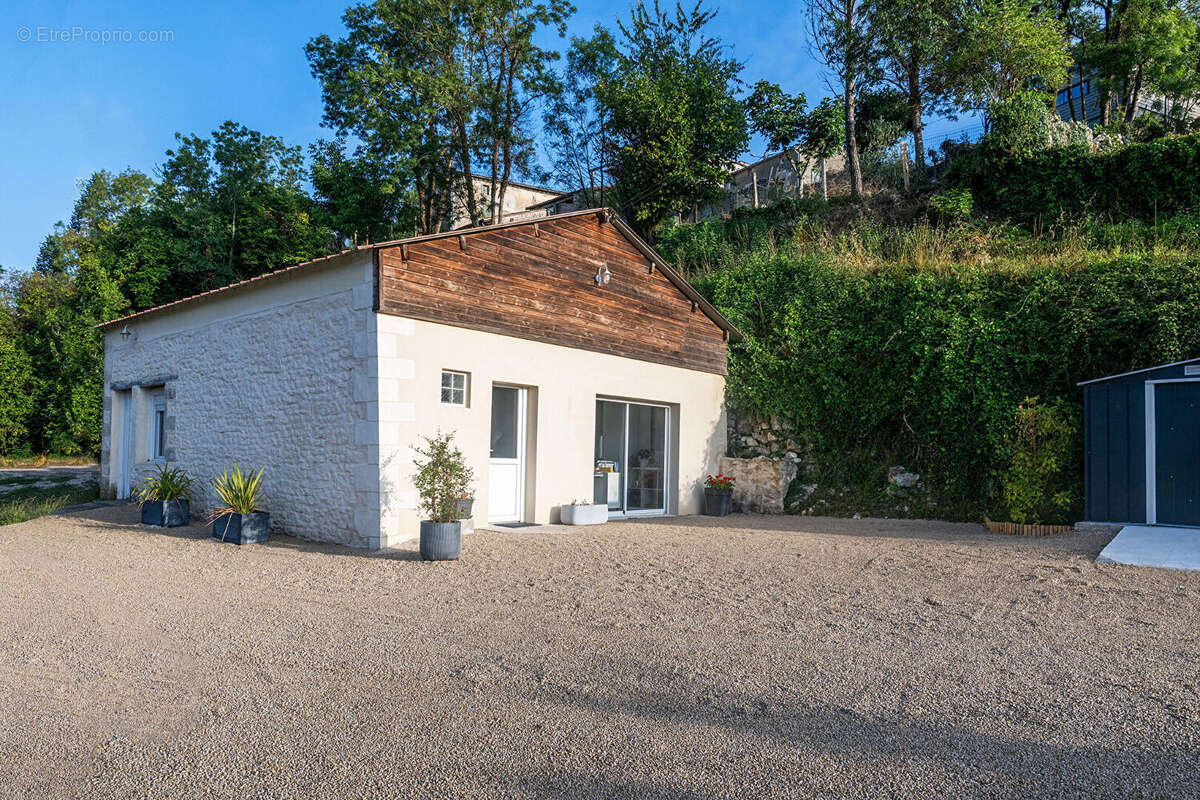 Appartement à ECHIRE