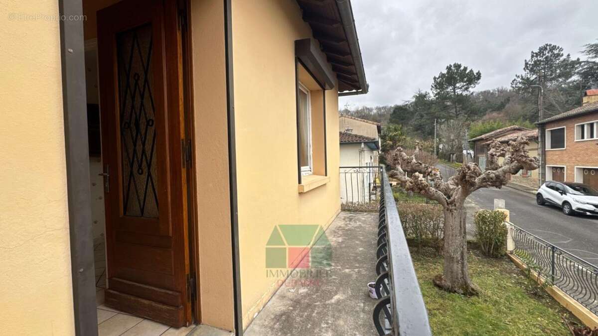 Plein centre Lévignac villa T4 jardin 469m²  garage sous sol - photo 16