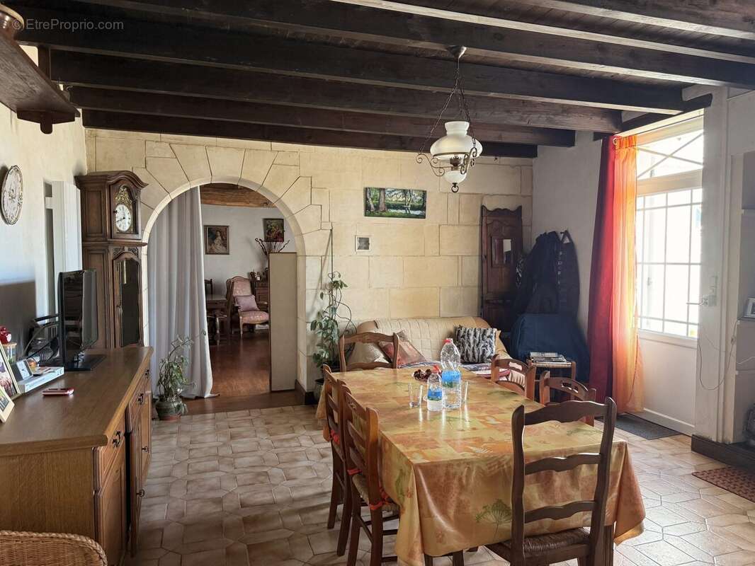 Maison 128 m² à Pons  - photo 4