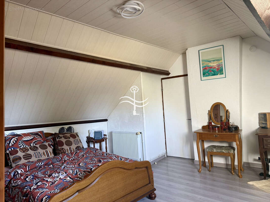 Maison 93 m² à Ouffieres  - photo 8