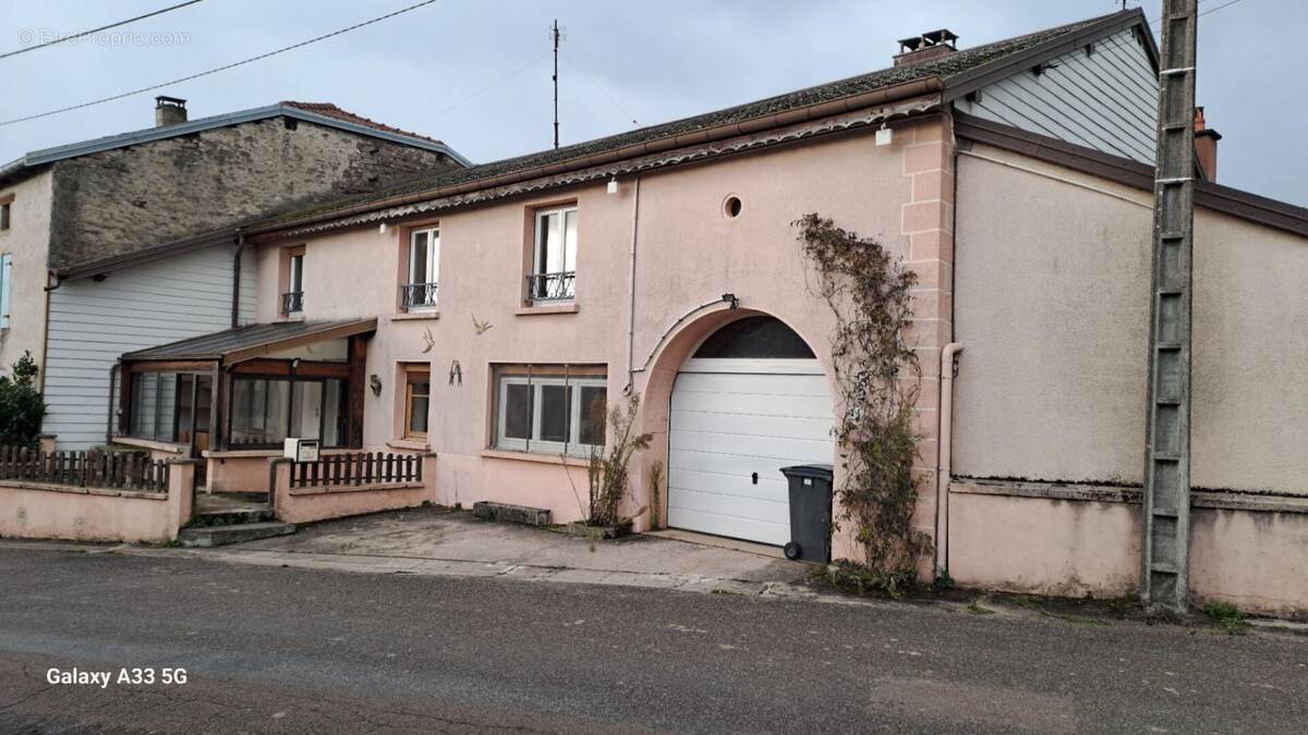 Maison à VIOMENIL