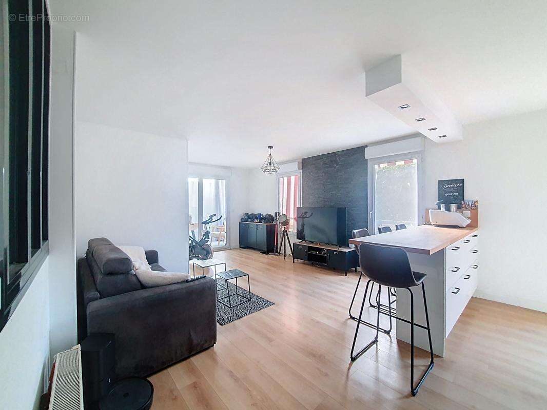 Appartement à MIONS