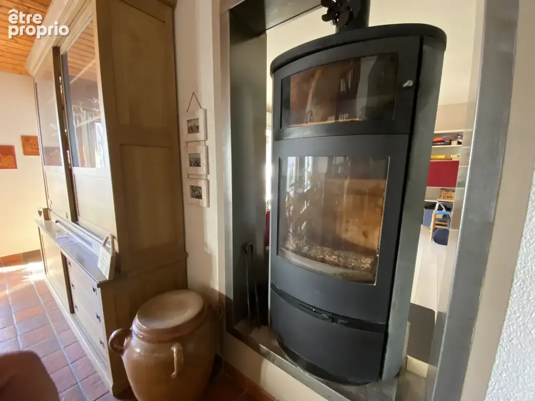 Maison familiale avec piscine couverte, chalet et cabane dans les arbres - photo 11
