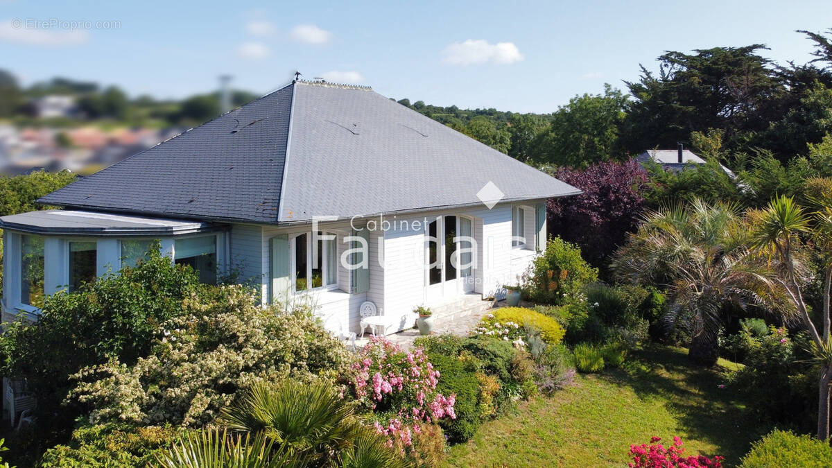 Maison à BARNEVILLE-CARTERET
