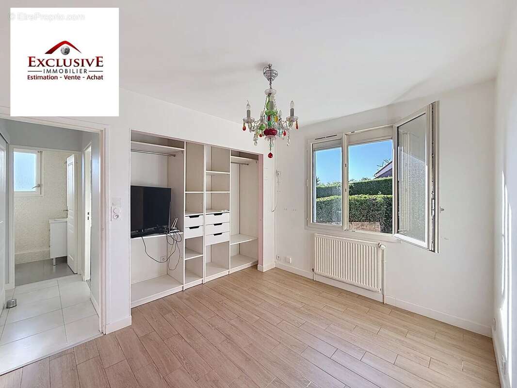 Maison 98 m² à Saint-Arnoult  - photo 5