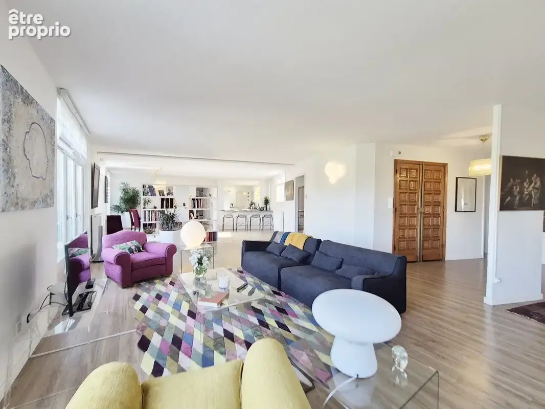 Luxueux Duplex avec Vue Panoramique sur Béziers, Dernier étage & Ascenseur Privé - photo 4