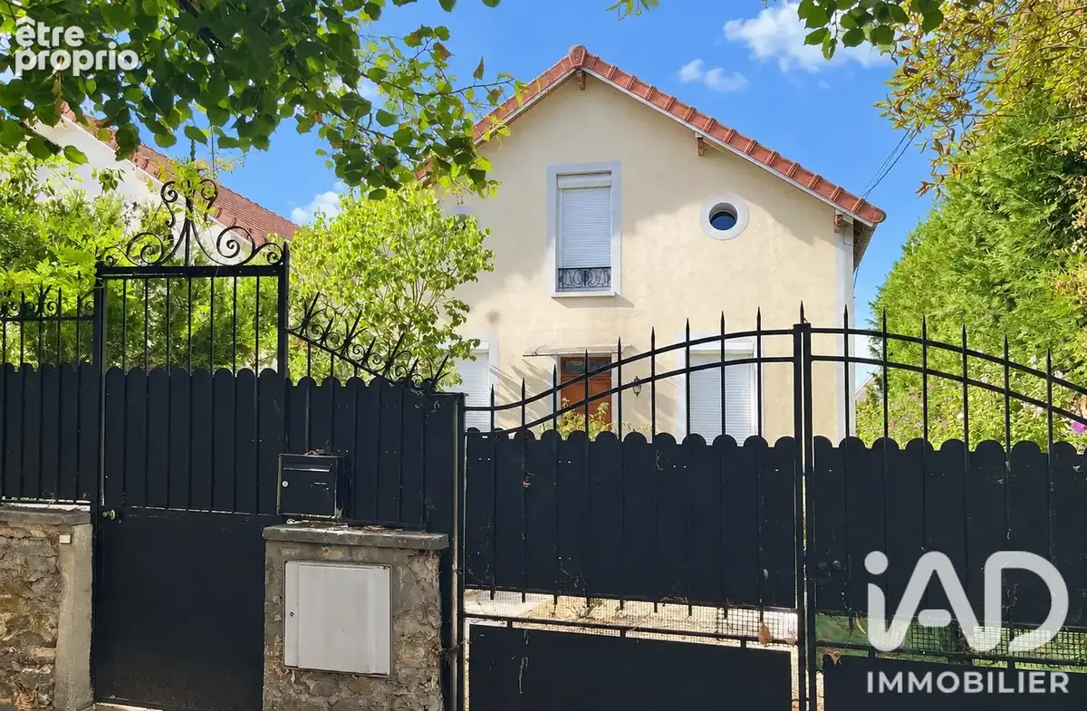 Photo 1 - Maison à VILLEMOMBLE