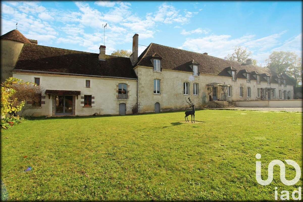 Photo 2 - Maison à GY-LES-NONAINS
