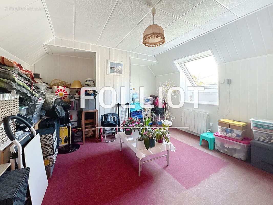 Maison à DONVILLE-LES-BAINS