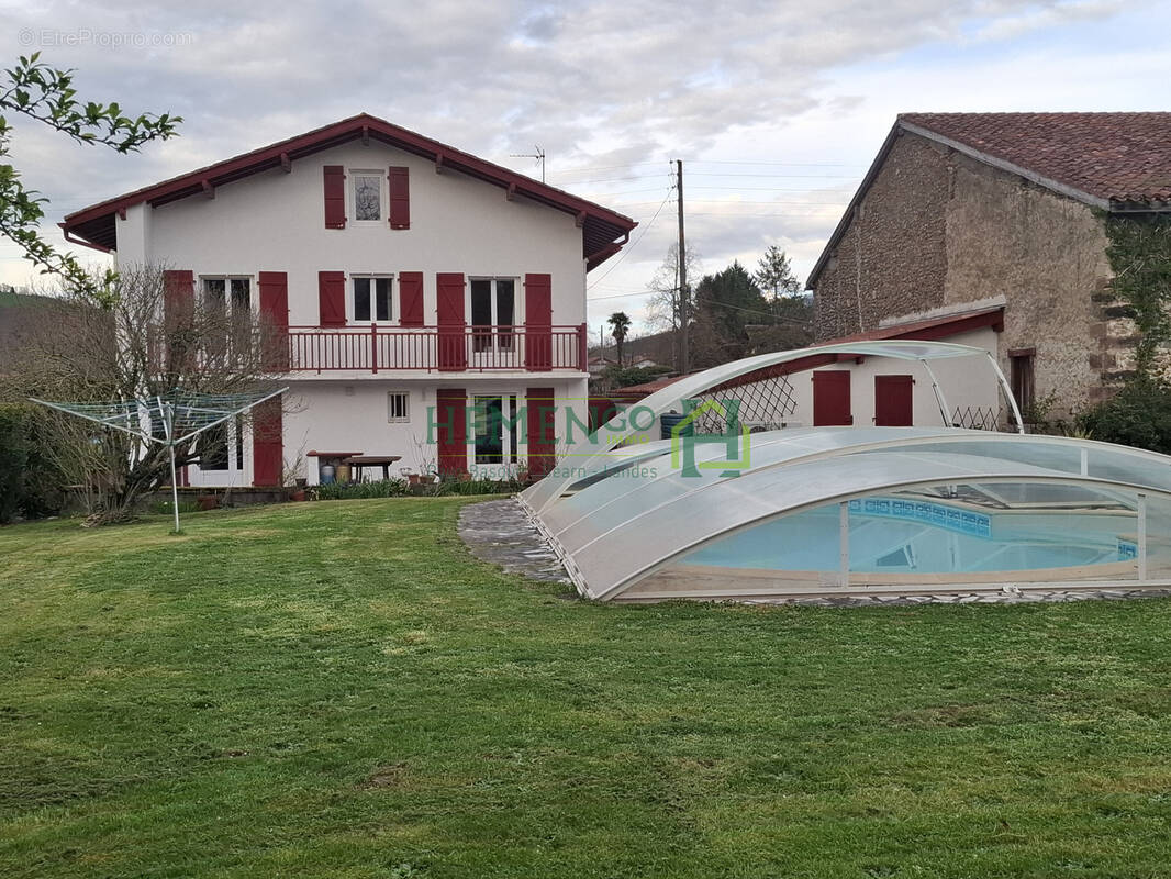 Maison à SAINT-JEAN-LE-VIEUX