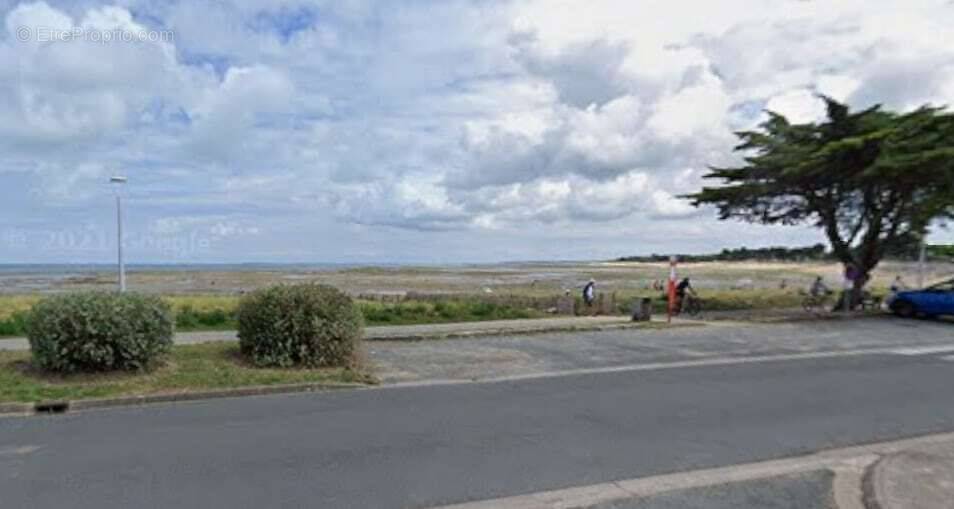 Terrain à LA ROCHELLE