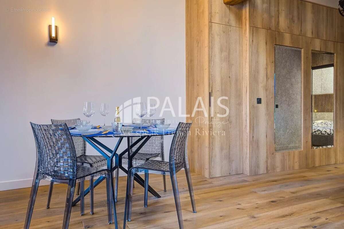 Appartement à VILLEFRANCHE-SUR-MER