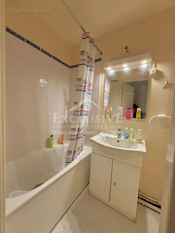 Appartement à TROUVILLE-SUR-MER