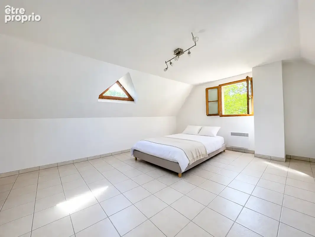 Vente maison traditionnelle de 7 pieces proche de la forêt de plaisir - photo 13