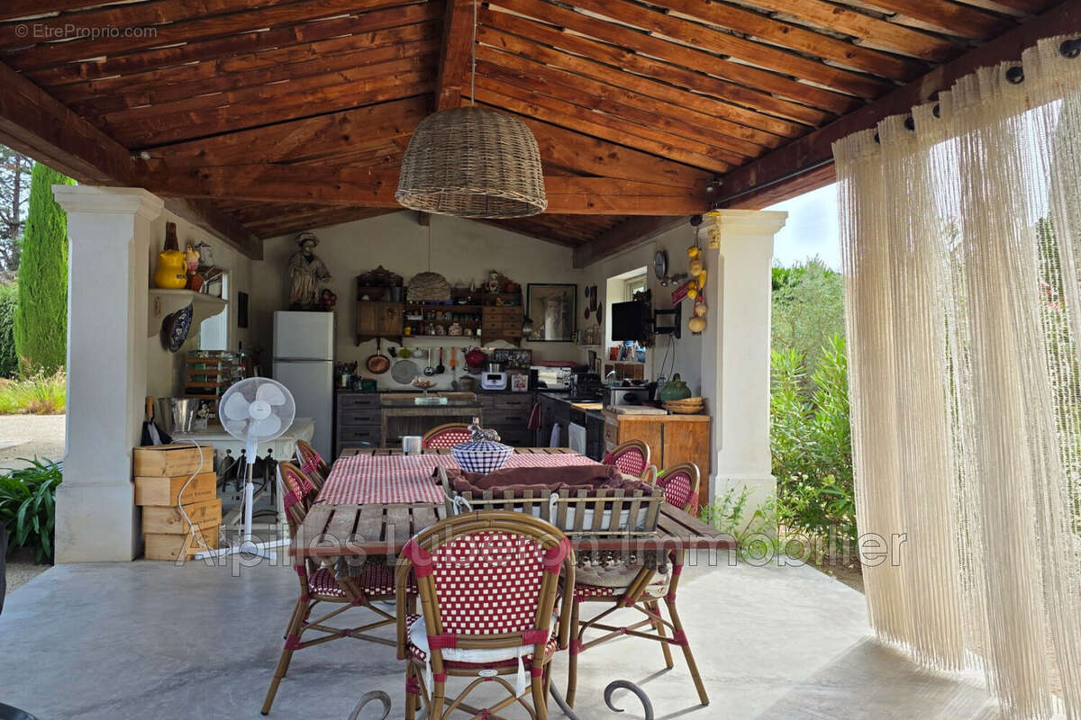 Maison à SAINT-REMY-DE-PROVENCE