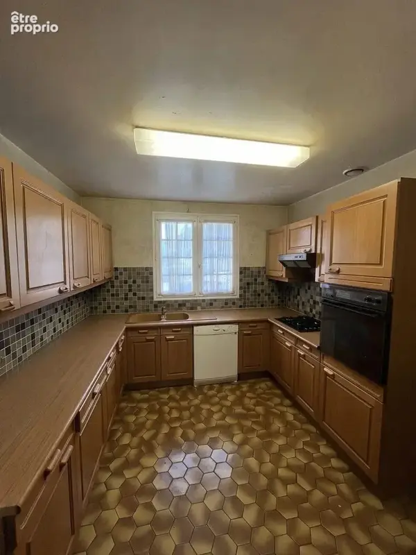 Maison 6 pièces 117 m² à vendre à Les Clayes-Sous-Bois (78340) - photo 4