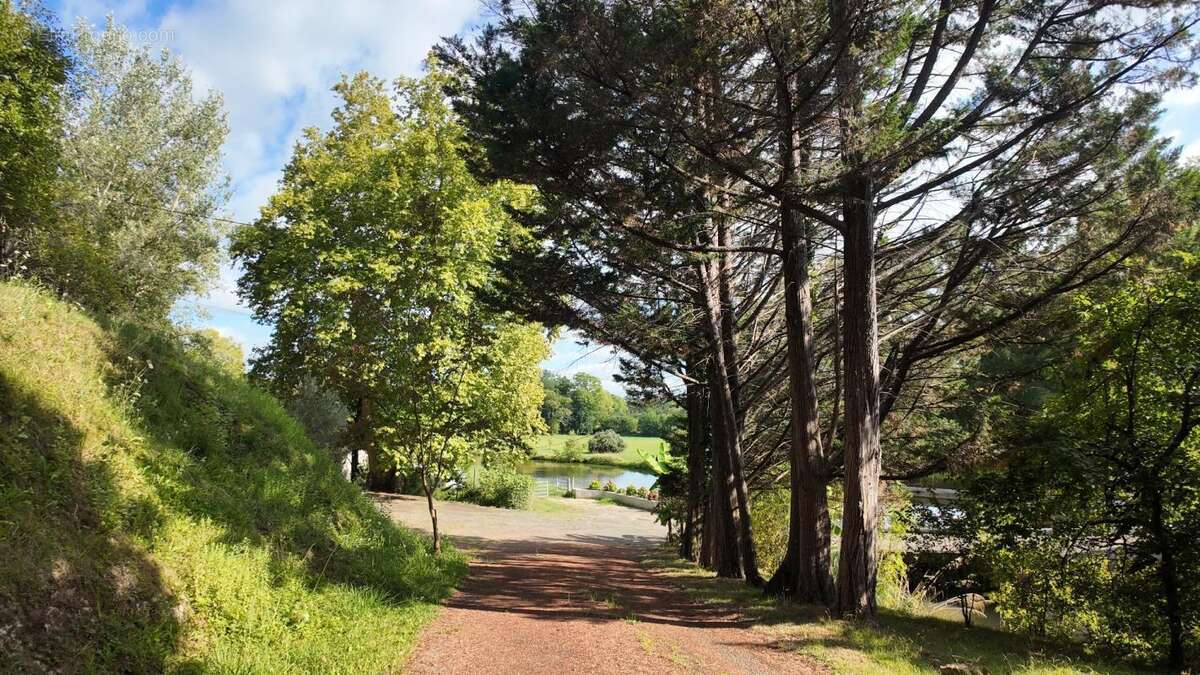 Maison à PEYREHORADE