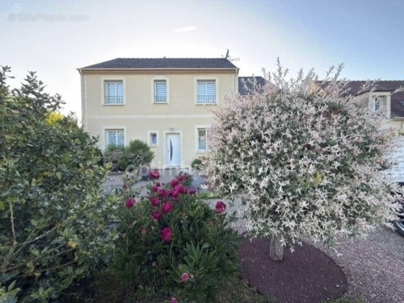 Maison à CORBREUSE