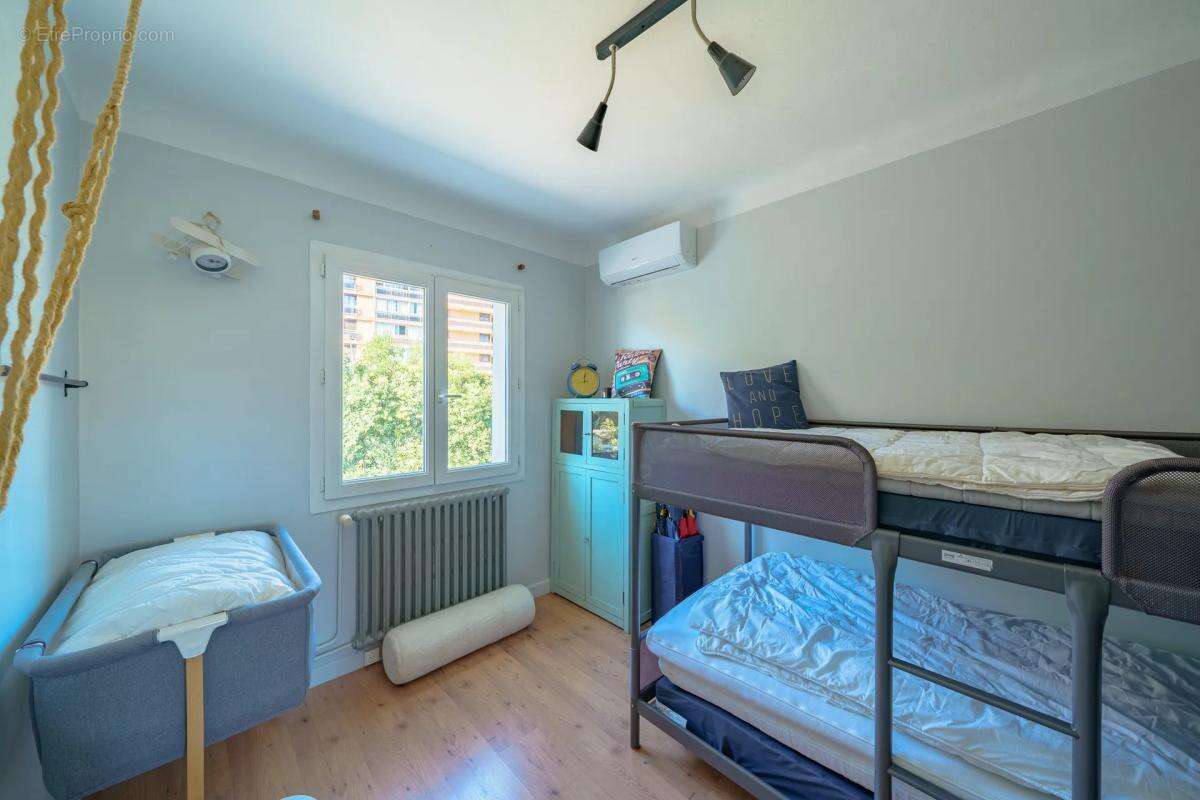 Maison à LA VALETTE-DU-VAR